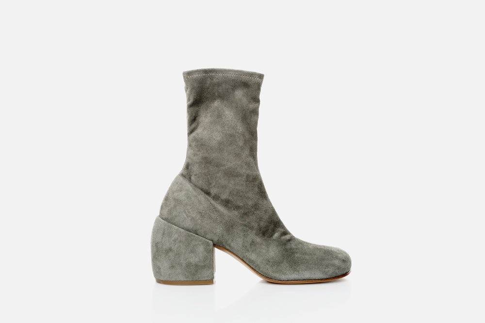 Schutz lupe fashion stretch bootie